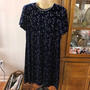 Dark blue velvet party dress